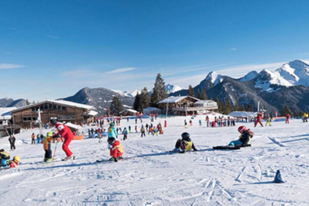 Le Relai S31 - Grand Et Lumineux Studio Avec Coin Montagne 4-6 Pers, Tout Equipe, Avec Wifi, A 30M Des Pistes Avec Un Grand Balcon, Draps Non Compris Saint-Jean-dʼAulps Zewnętrze zdjęcie